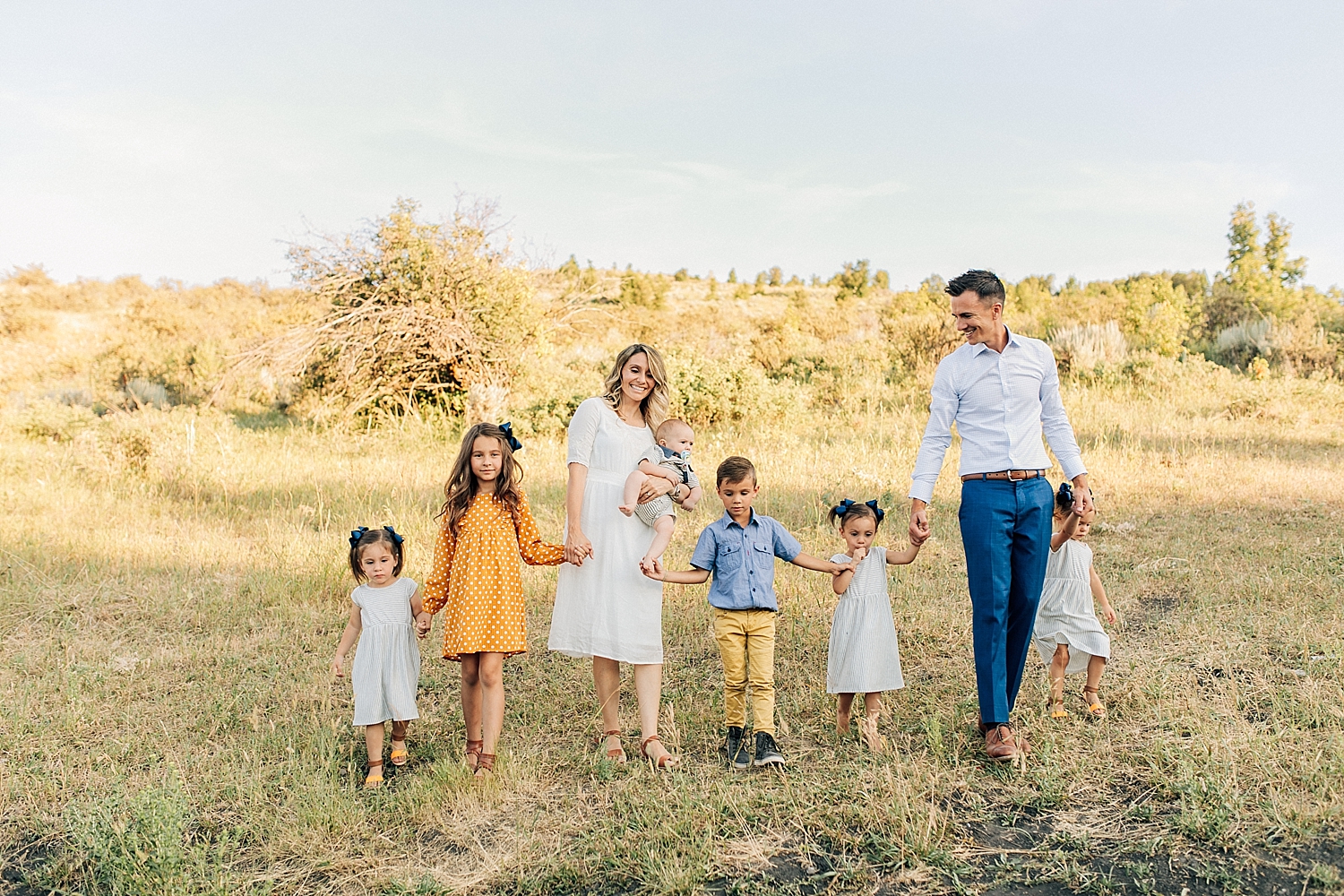 Family Pictures With Six Kids Under 7 | Utah Family Pictures